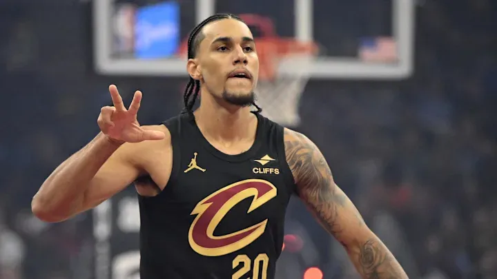 PP体育直播-杰隆-泰森VS活塞：22+3+4，有无球结合高效进攻