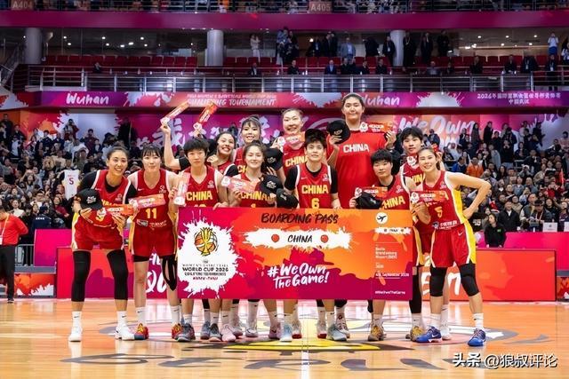 女篮险胜捷克引热议！苏群：张子宇与现代篮球脱轨 很难再有李梦了